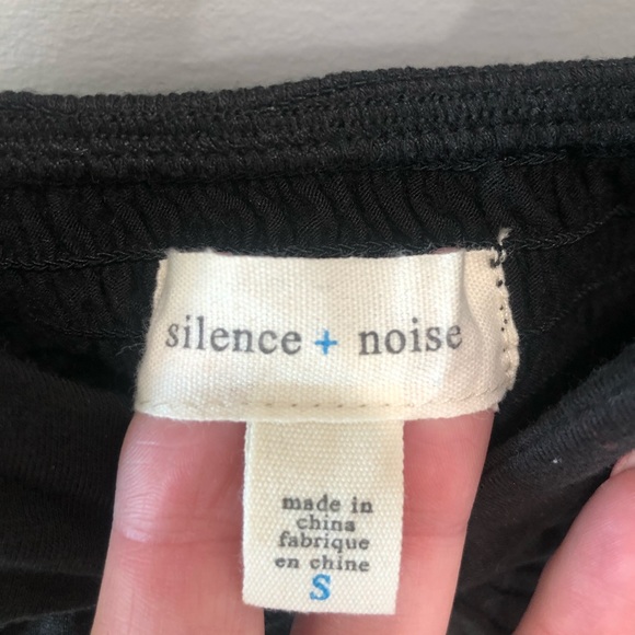 Urban Outfitters Dress - Picture 5 of 5